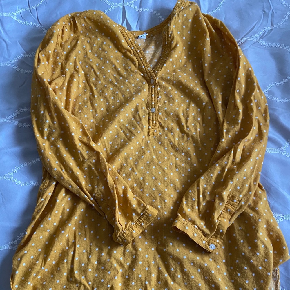 Old Navy XL Yellow and White Polka Dot Shirt